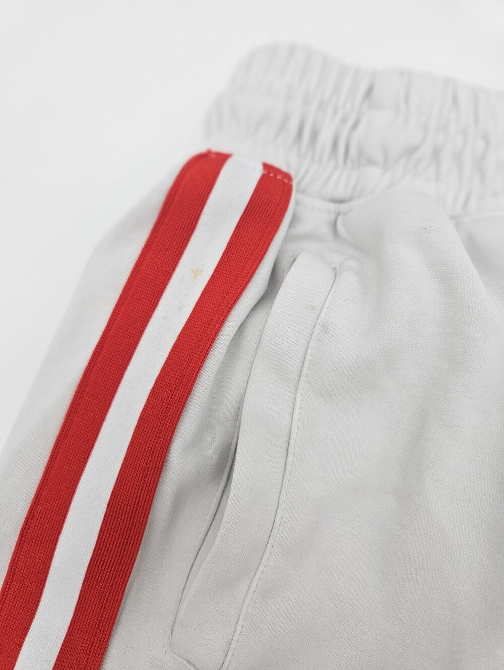 NBA Chicago Bulls Pro Standard Finals Shorts Home White & Red Medium 2XL - Picture 5 of 5